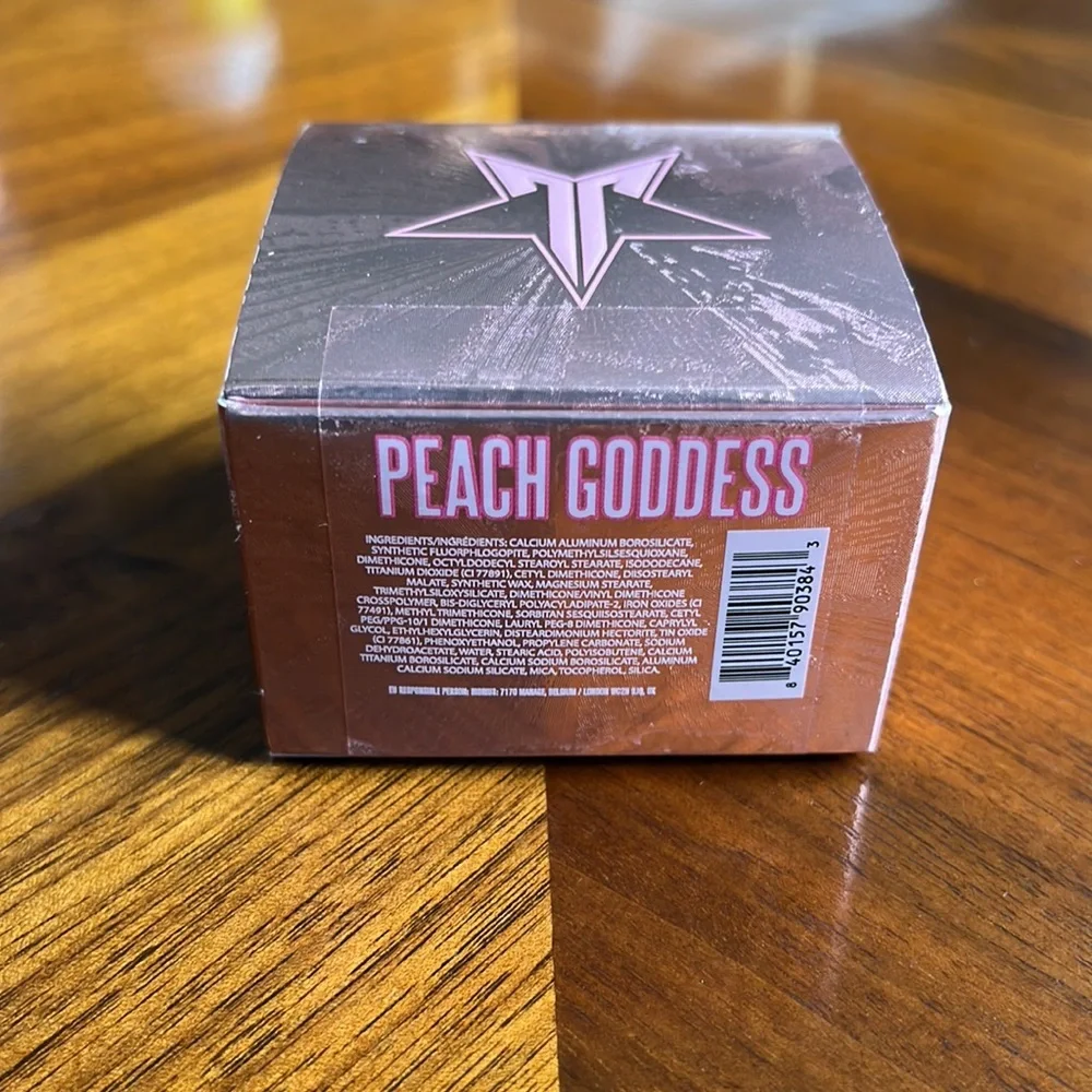 Jeffree Star “PEACH GODDESS” Eye Gloss Powder!